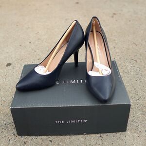 The Limited Tatum Navy Pumps 6.5M Pointed Toe Heels Memory Foam NIB Office